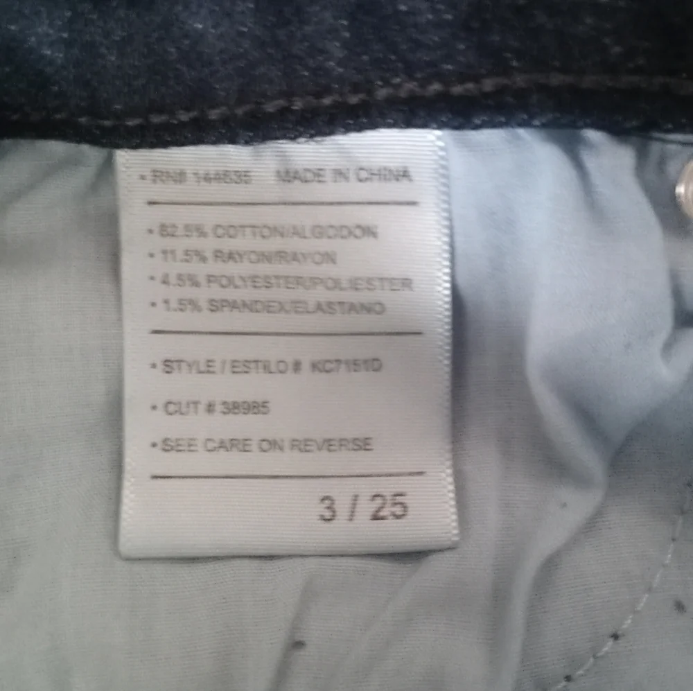 KanCan Bootcut Jeans Mid Rise Dark Grey Wm 9